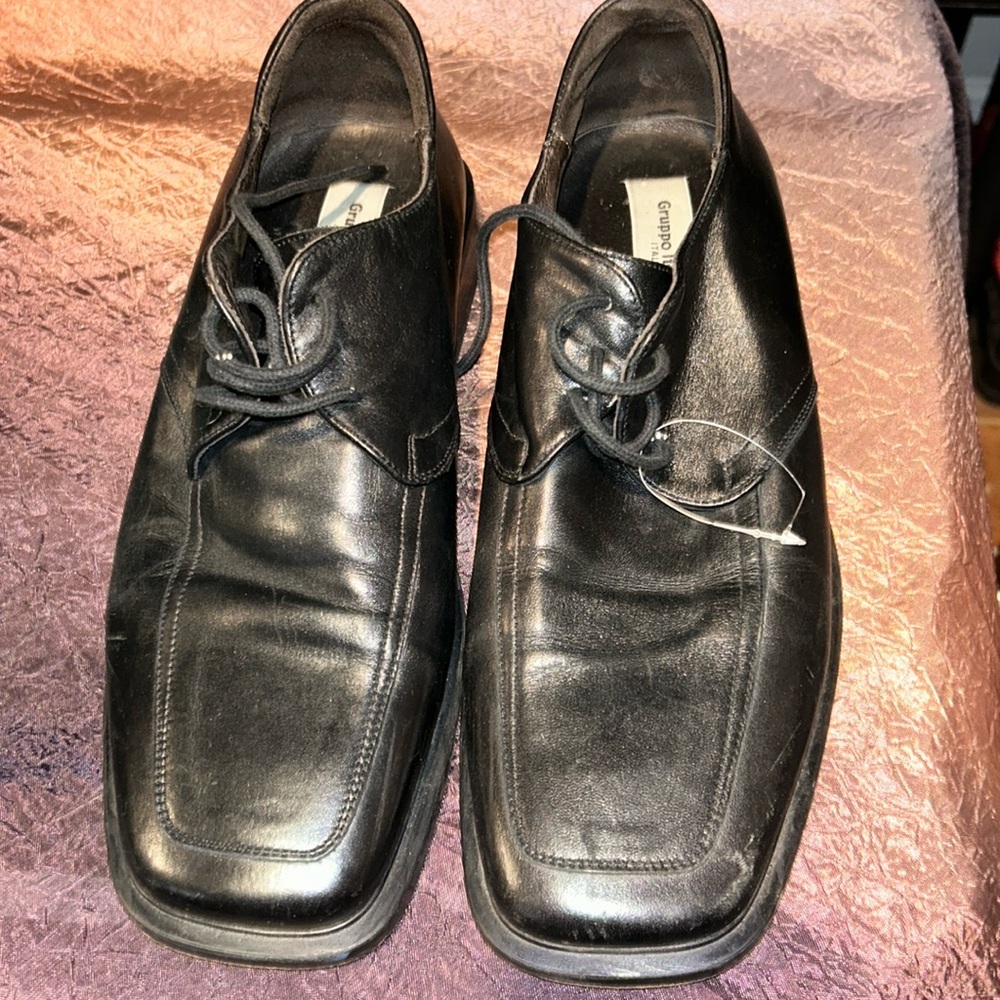 Gruppo Italiano Black Leather shoes‎